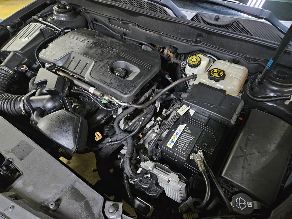 Chevrolet Malibu - Vista 7