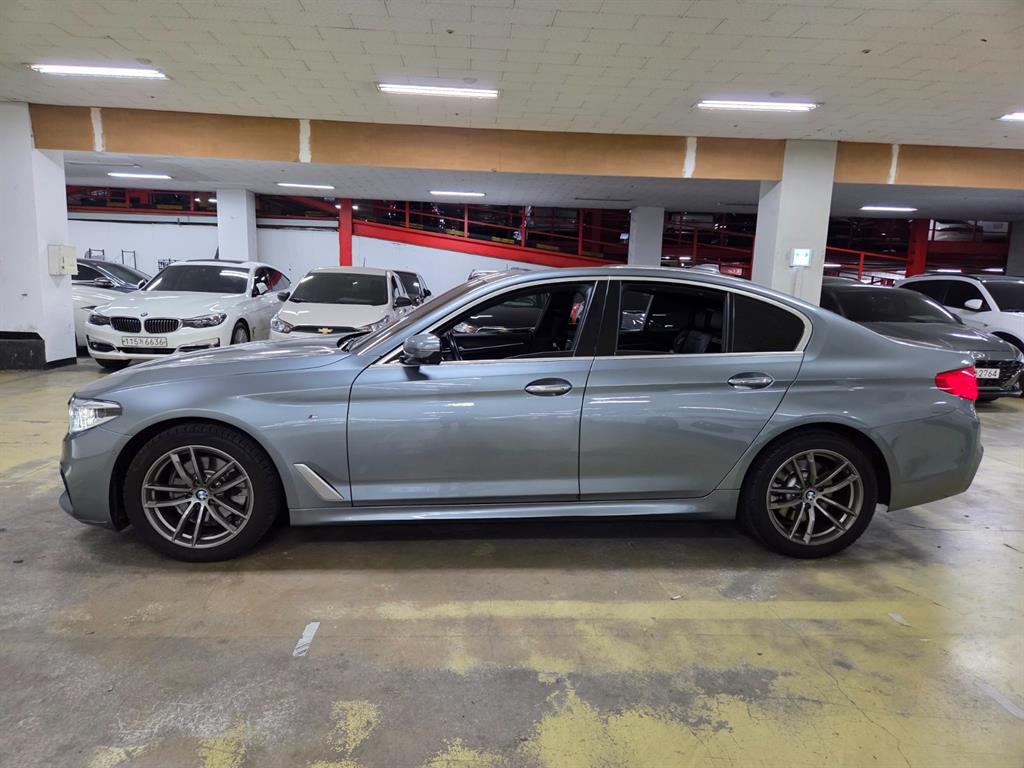 BMW 5 Series - Vista 3