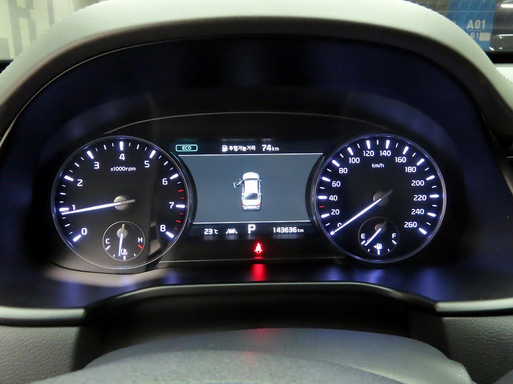 KIA K9 - Vista 5