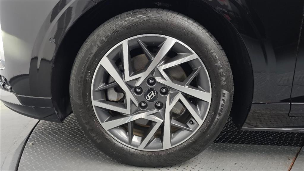 HYUNDAI Grandeur - Vista 5