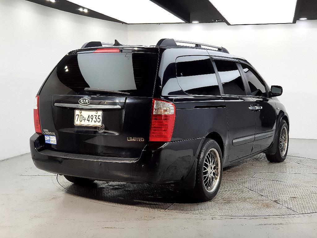 KIA Carnival - Vista 4
