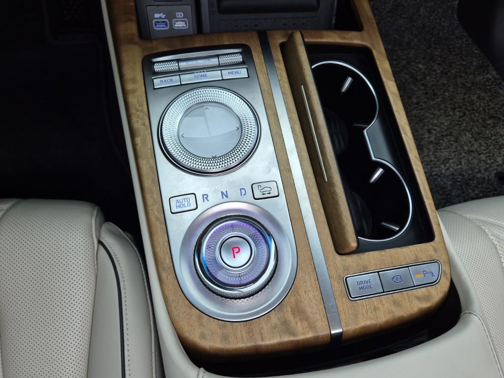 Genesis G80 - Vista 8