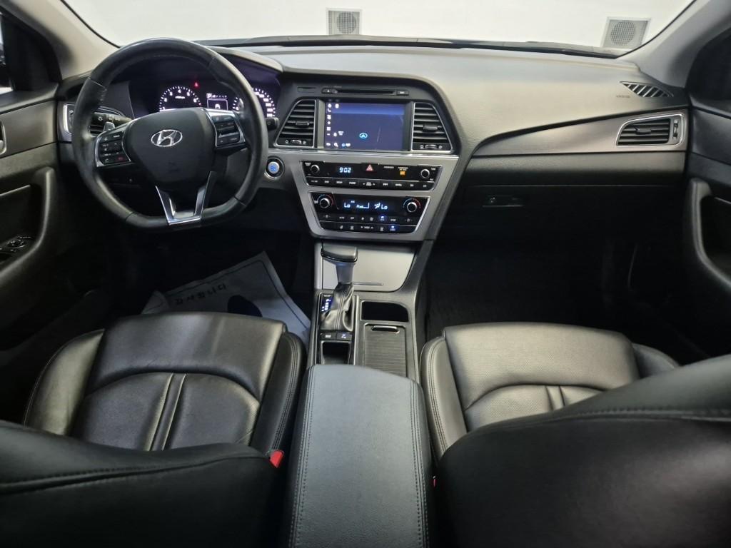 HYUNDAI Sonata - Vista 7