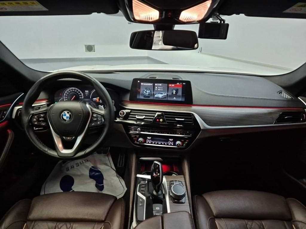 BMW 5 Series - Vista 7