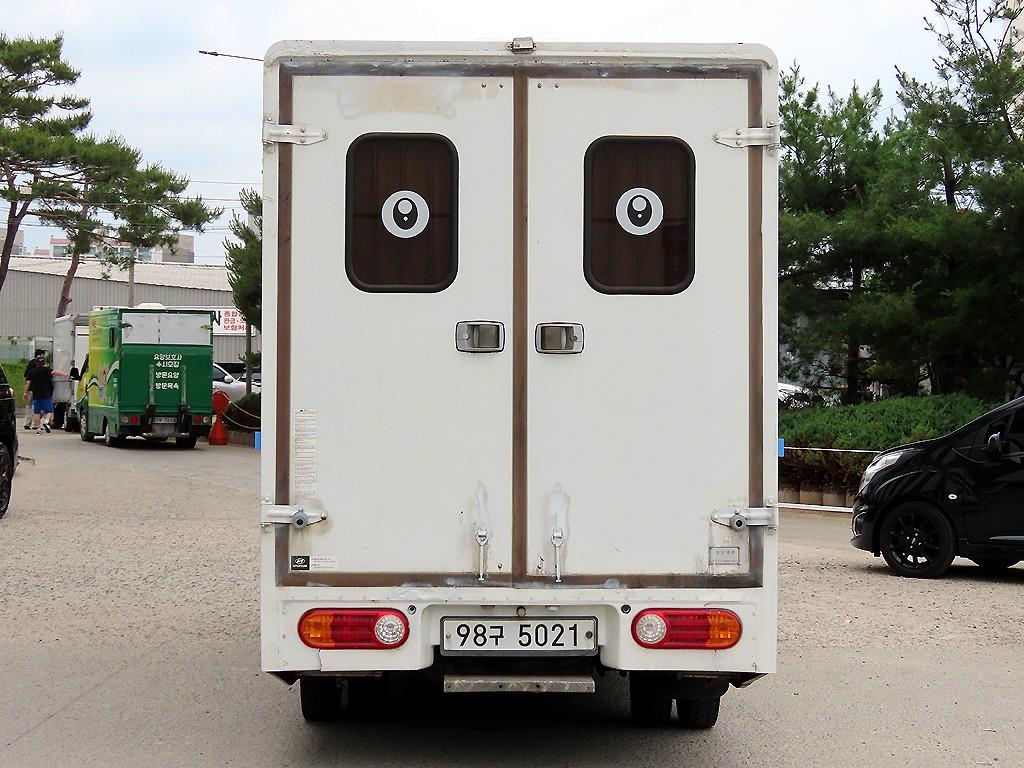 Small Truck (Wan)Camping car - Vista 4
