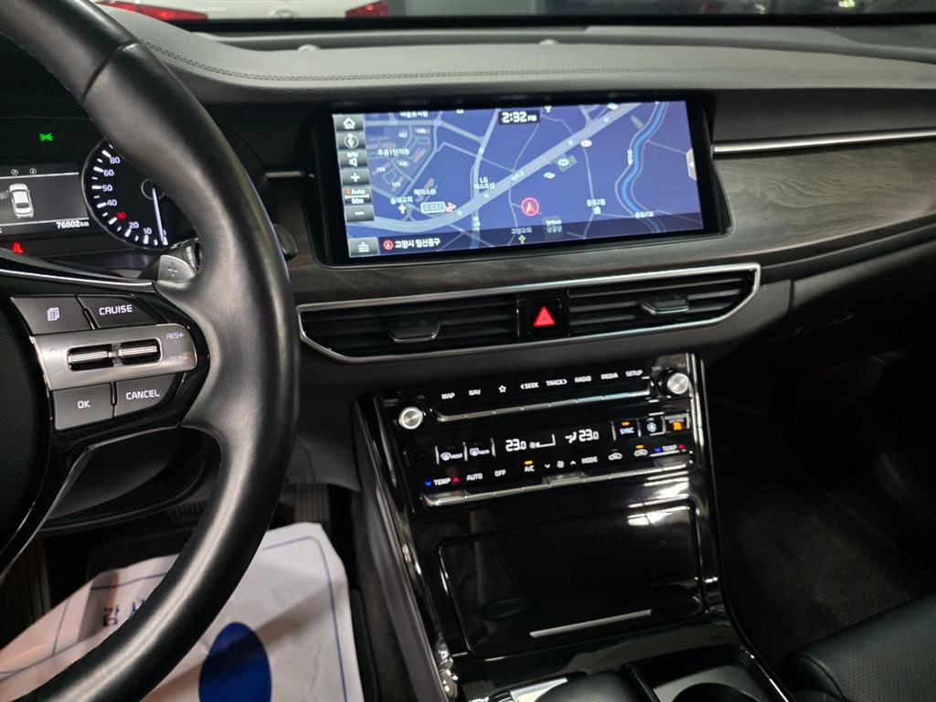 KIA K7 - Vista 8