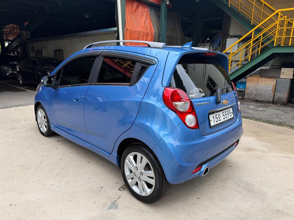 Chevrolet Spark - Vista 2