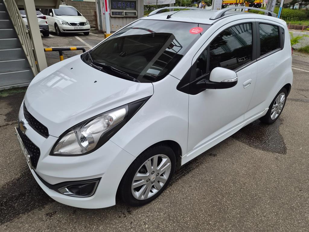 Chevrolet Spark - Vista 2