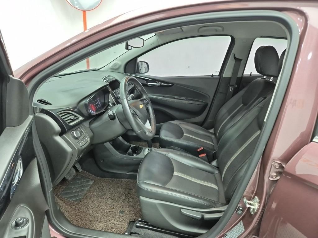 Chevrolet Spark - Vista 11