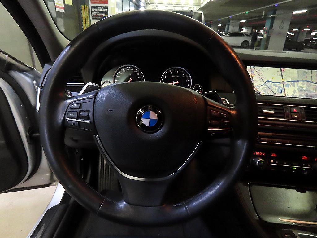 BMW 5 Series - Vista 8