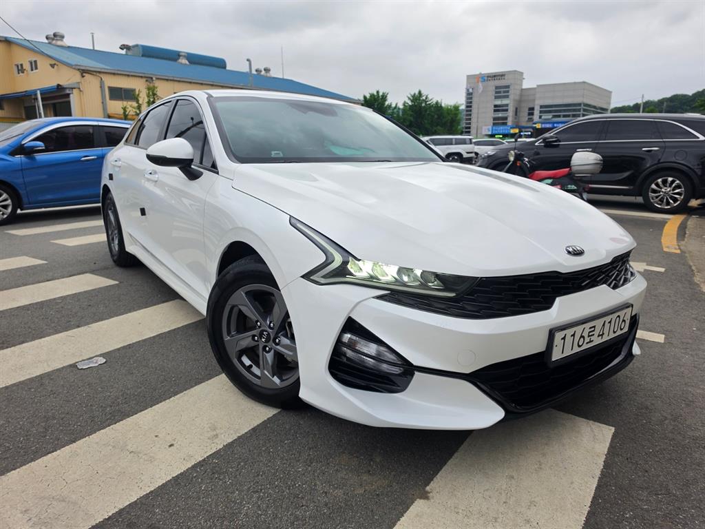 KIA K5 - Vista 8