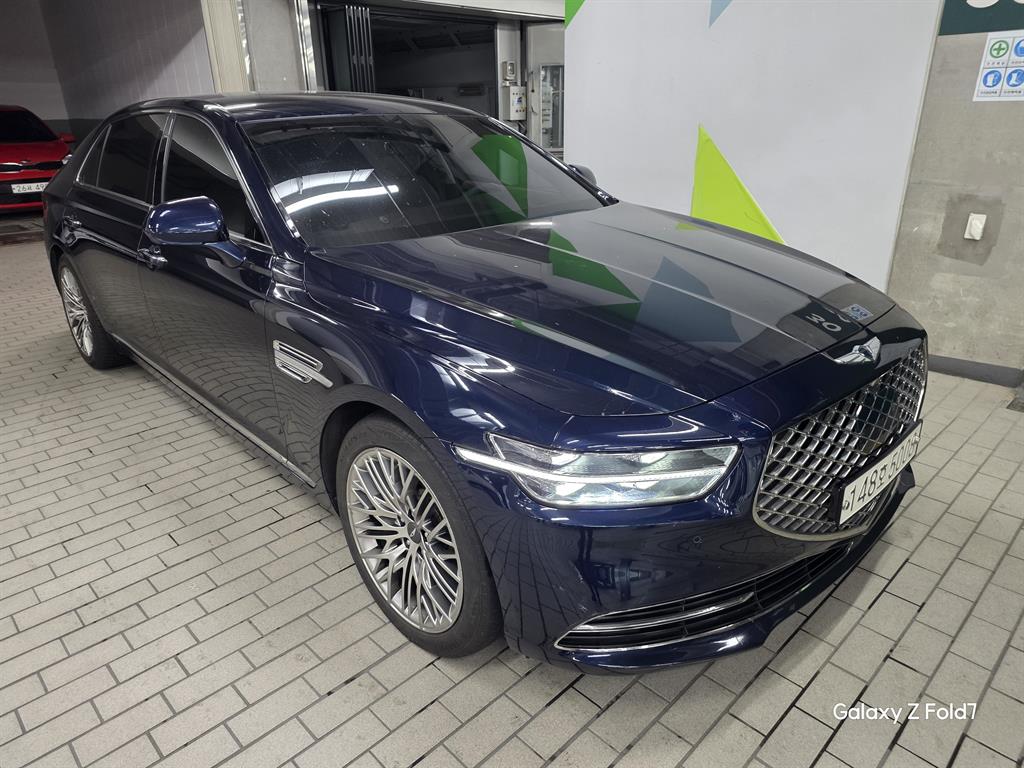 Genesis G90 - Vista 4