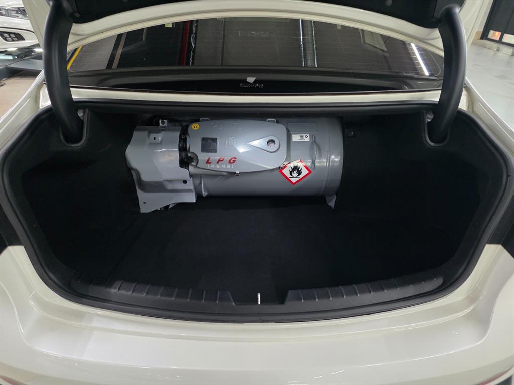 KIA K7 2020 Blanco - Importación desde Corea - HF Imports Iquique - Foto 16