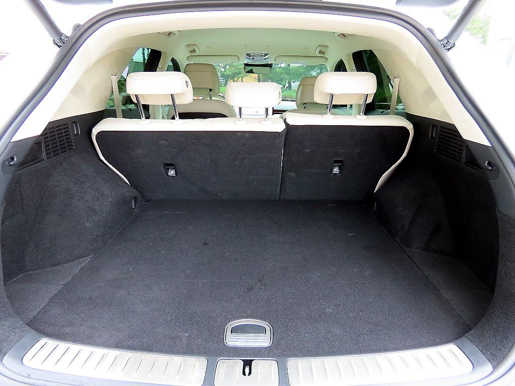 Genesis GV70 2025 Blanco - Importación desde Corea - HF Imports Iquique - Foto 16