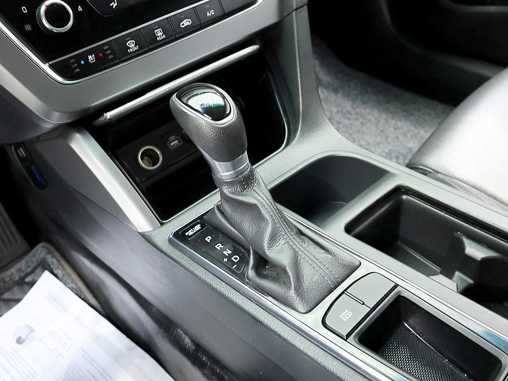 HYUNDAI Sonata 2018 Gris - Importación desde Corea - HF Imports Iquique - Foto 10