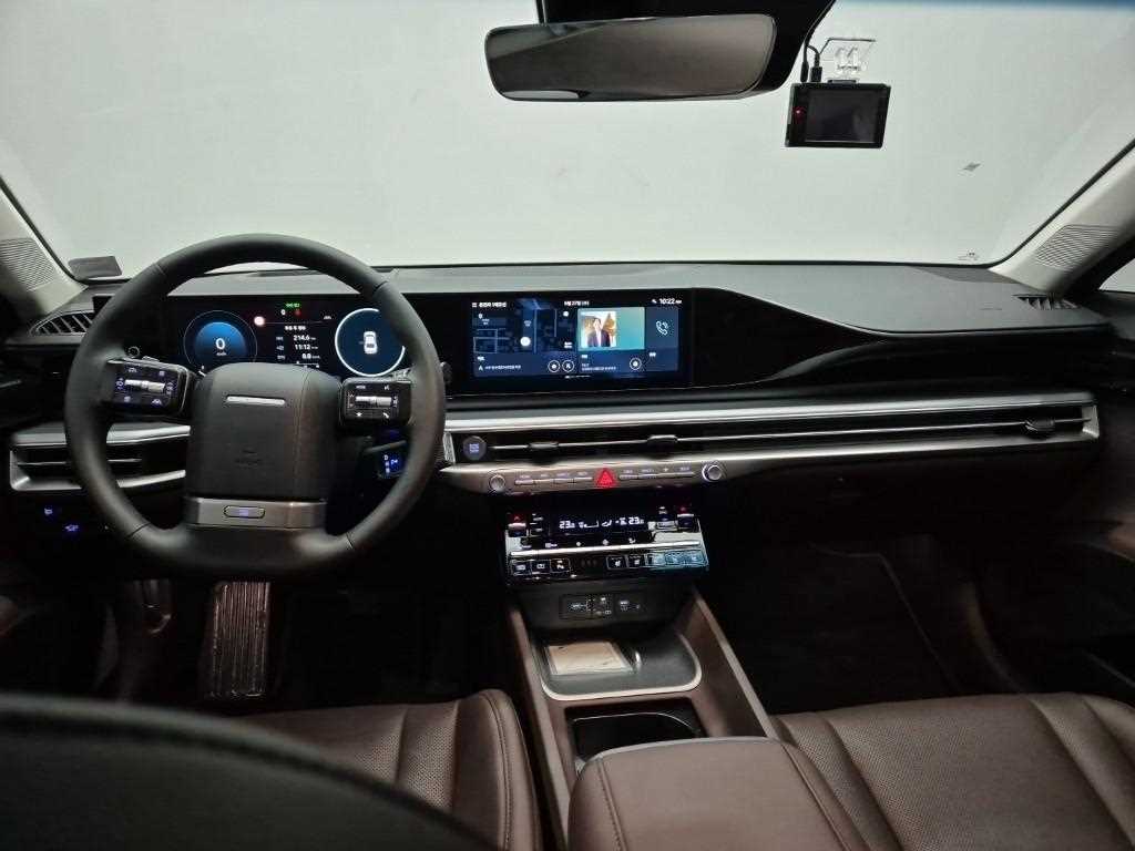 HYUNDAI Grandeur - Vista 7