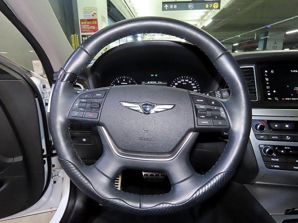 Genesis G80 - Vista 8