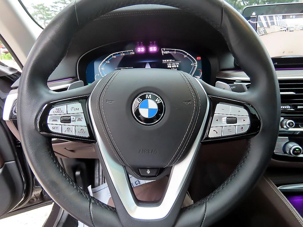 BMW 5 Series - Vista 8