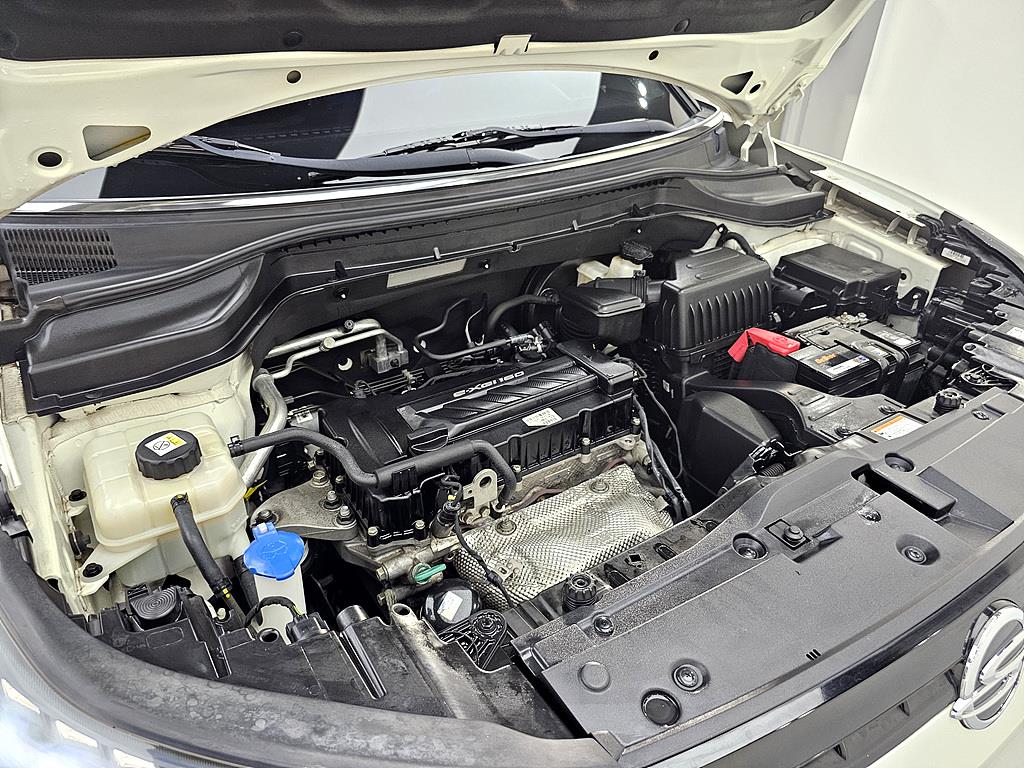 Ssangyong Tivoli - Vista 6