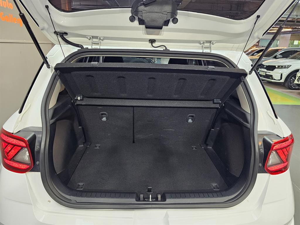 HYUNDAI Venue 2020 Blanco - Importación desde Corea - HF Imports Iquique - Foto 15
