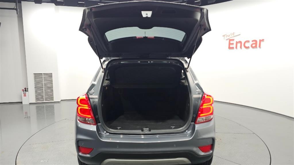 Chevrolet Trax 2019 Gris - Importación desde Corea - HF Imports Iquique - Foto 20
