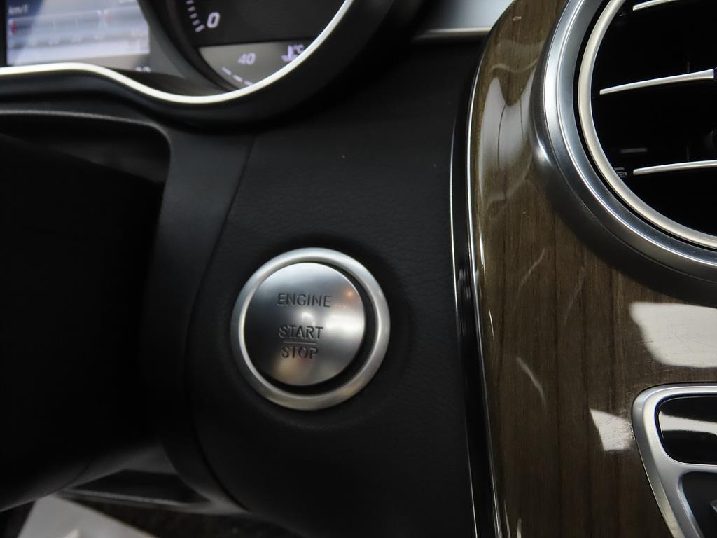 Mercedes Benz C Class 2016 Gris - Importación desde Corea - HF Imports Iquique - Foto 15