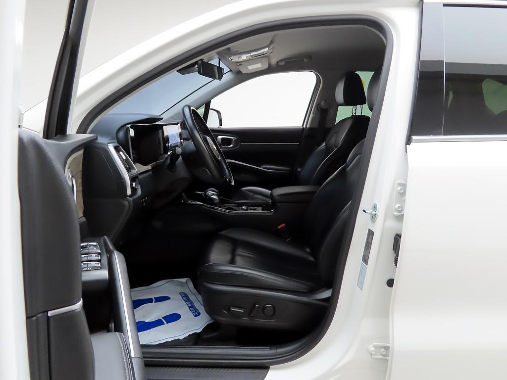 KIA Sorento - Vista 12