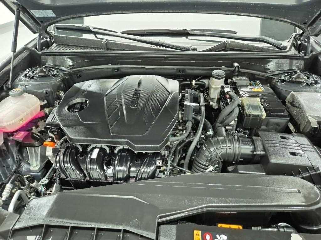HYUNDAI Grandeur - Vista 5