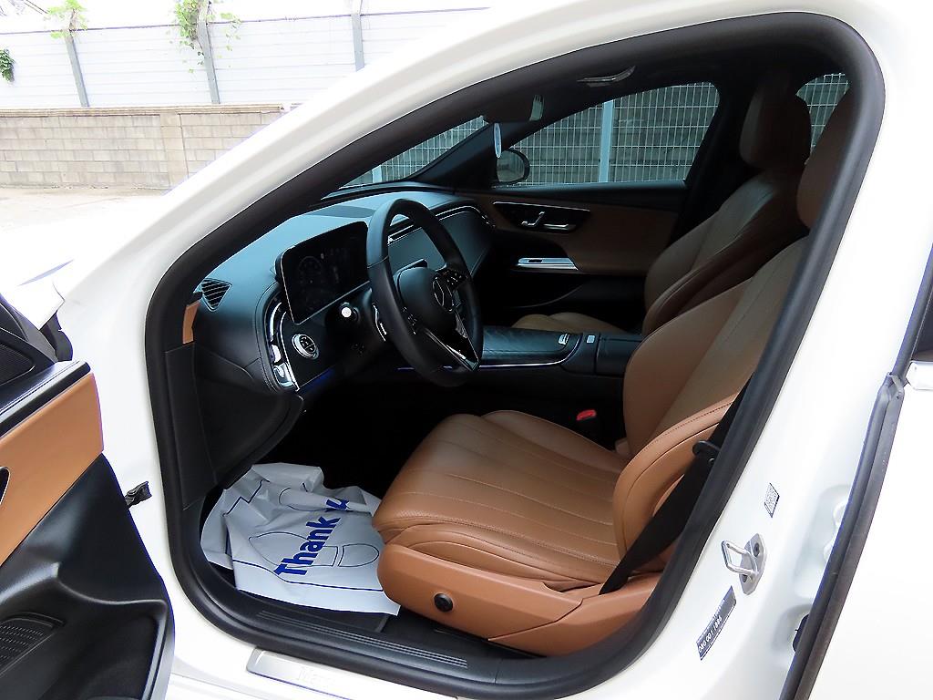 Mercedes Benz E class - Vista 5