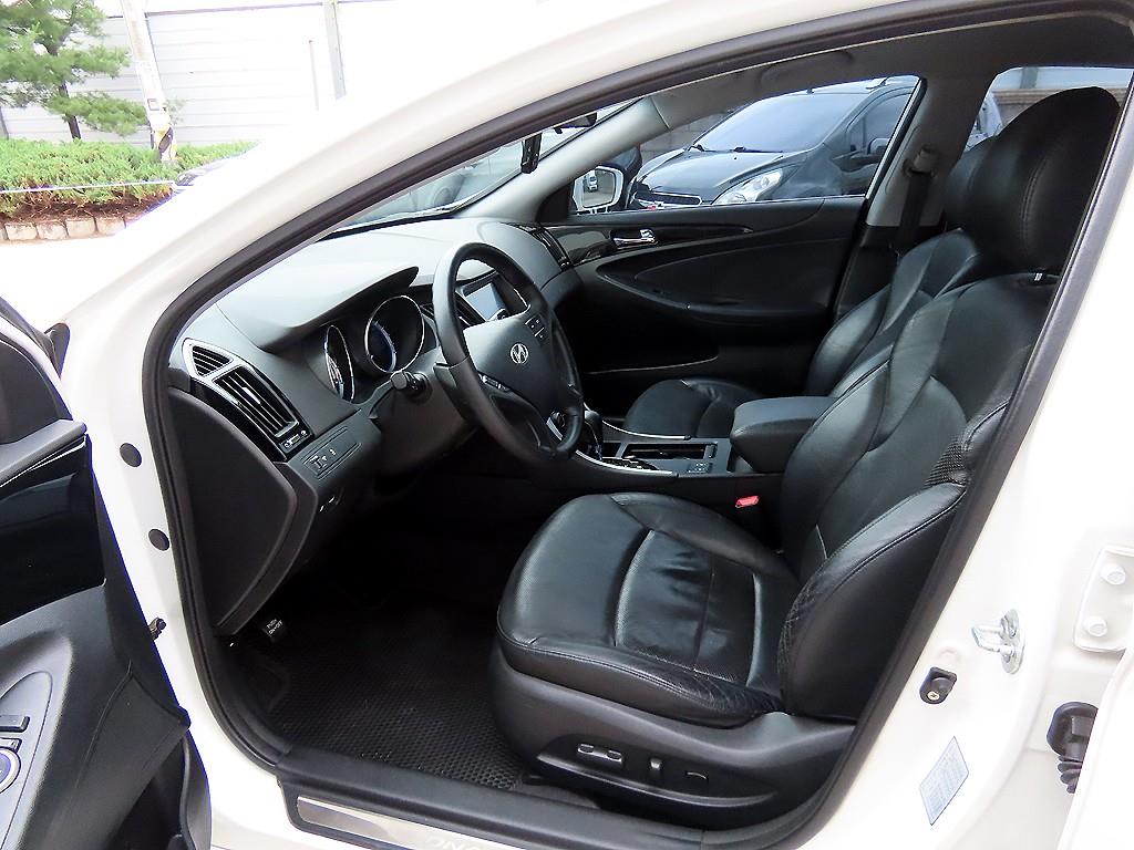 HYUNDAI Sonata - Vista 5