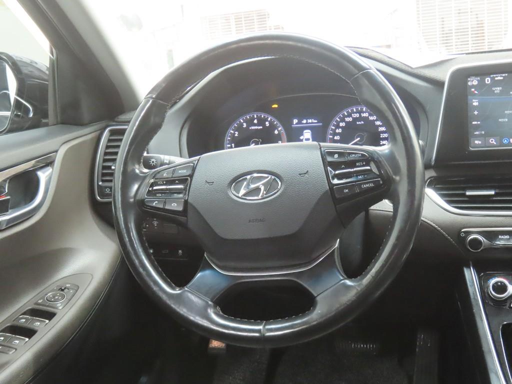 HYUNDAI Grandeur 2018 Gris - Importación desde Corea - HF Imports Iquique - Foto 18