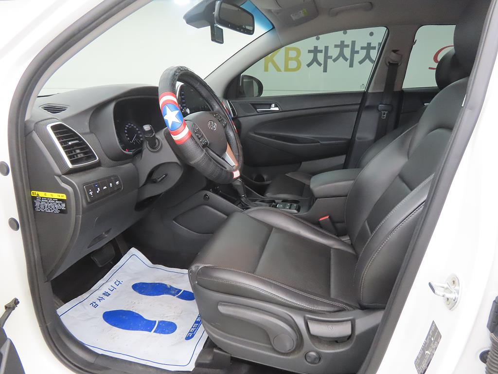 HYUNDAI Tucson - Vista 5