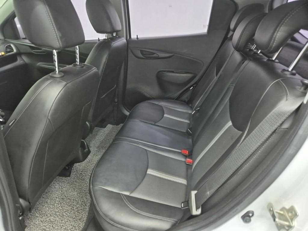 Chevrolet Spark - Vista 12