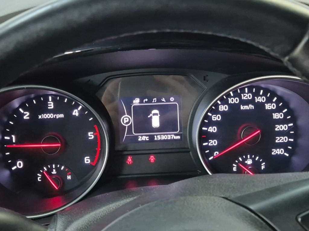 KIA Carnival - Vista 6