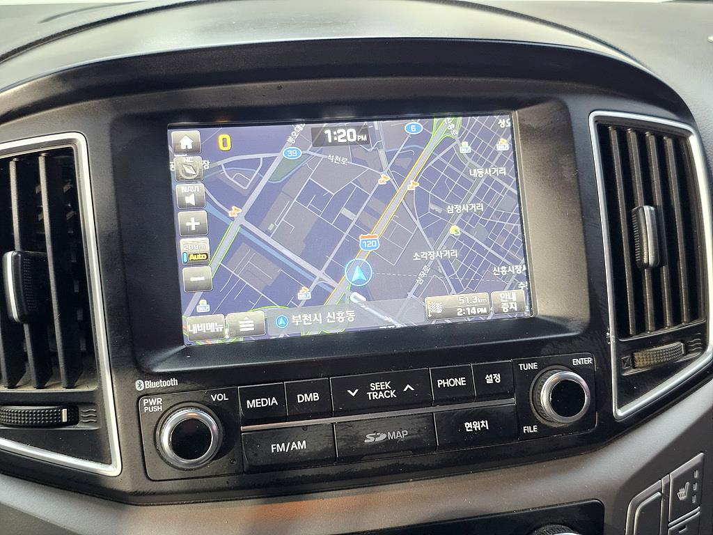 HYUNDAI Starex - Vista 11
