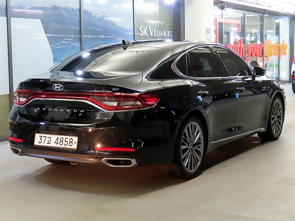 HYUNDAI Grandeur - Vista 4