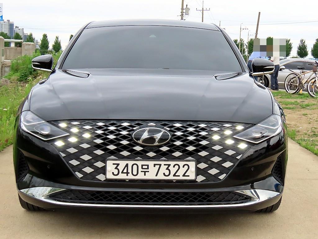 HYUNDAI Grandeur 2022 Negro - Importación desde Corea - HF Imports Iquique - Foto 1