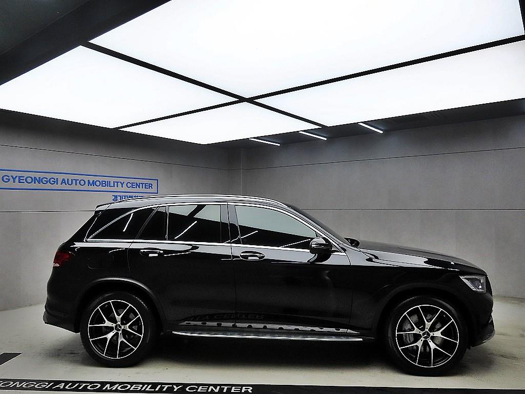 Mercedes Benz GLC Class - Vista 2