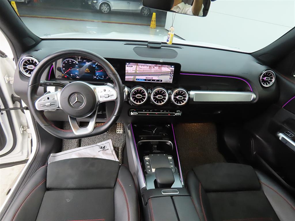 Mercedes Benz GLB Class - Vista 7