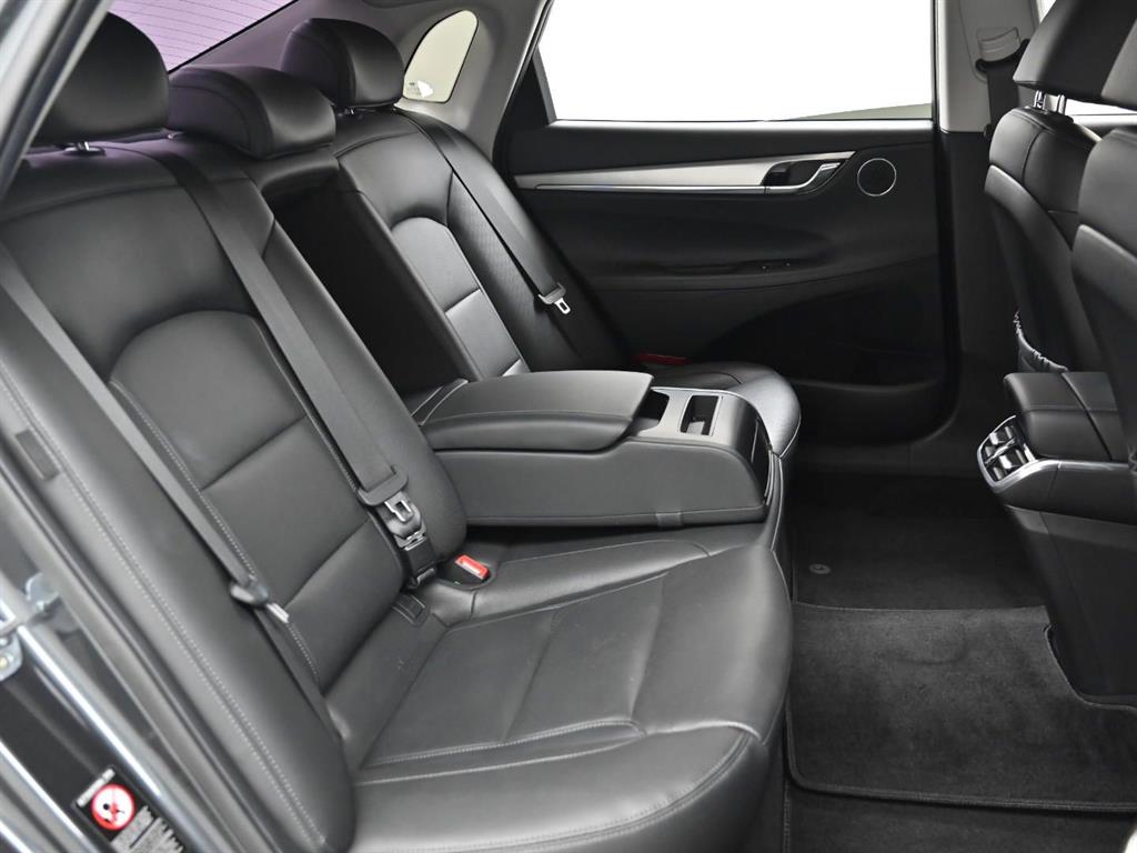 HYUNDAI Grandeur - Vista 12