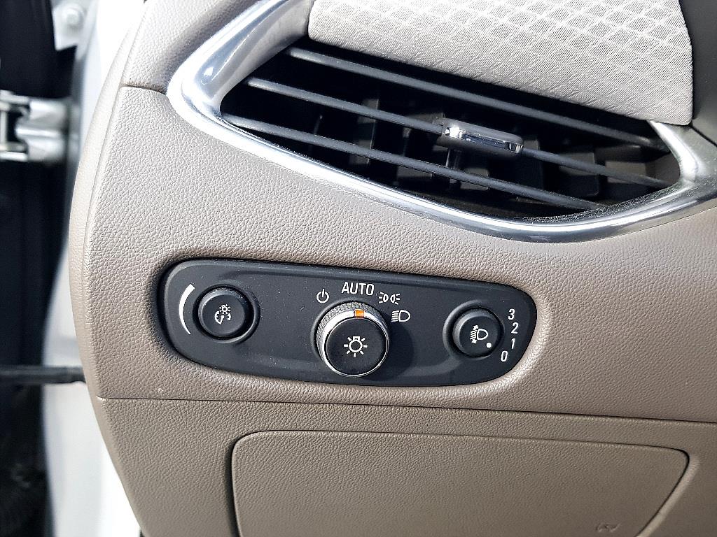 Chevrolet Malibu - Vista 12