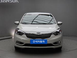 KIA K3 - Vista 2