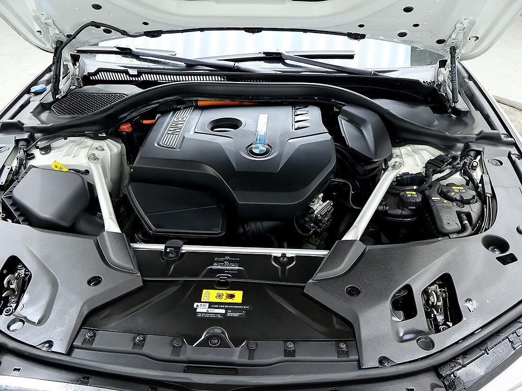 BMW 5 Series 2020 Blanco - Importación desde Corea - HF Imports Iquique - Foto 8