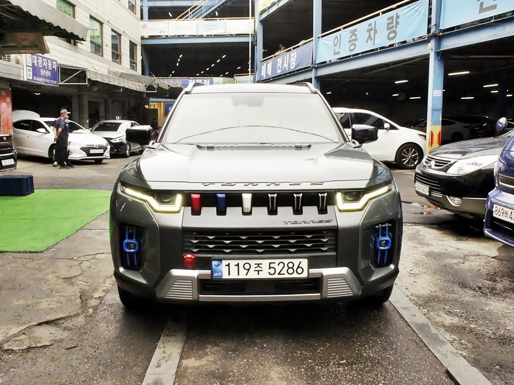 Ssangyong Torres 2023 Verde - Importación desde Corea - HF Imports Iquique - Foto 1
