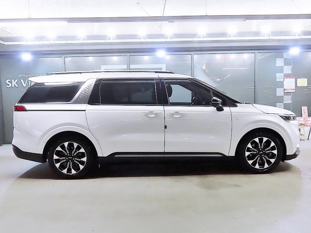 KIA Carnival - Vista 3