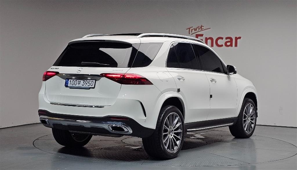 Mercedes Benz GLE Class - Vista 2