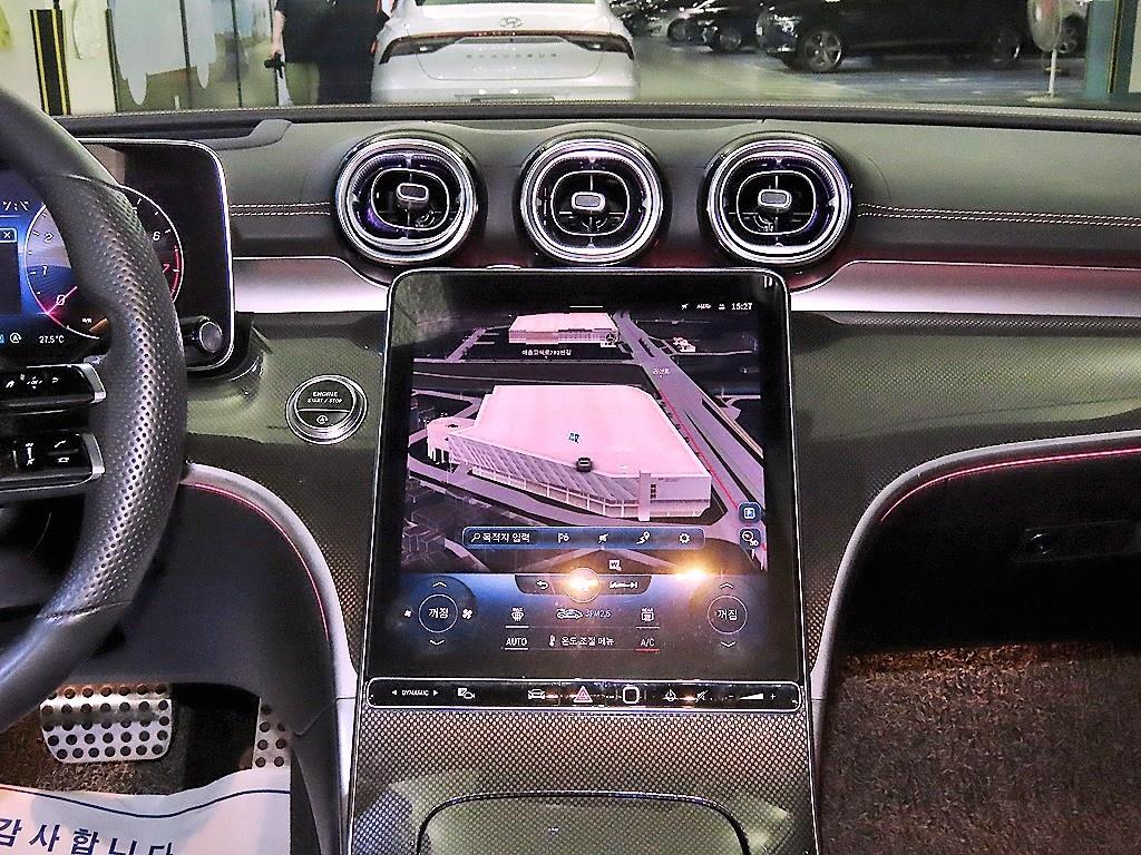 Mercedes Benz C Class - Vista 11