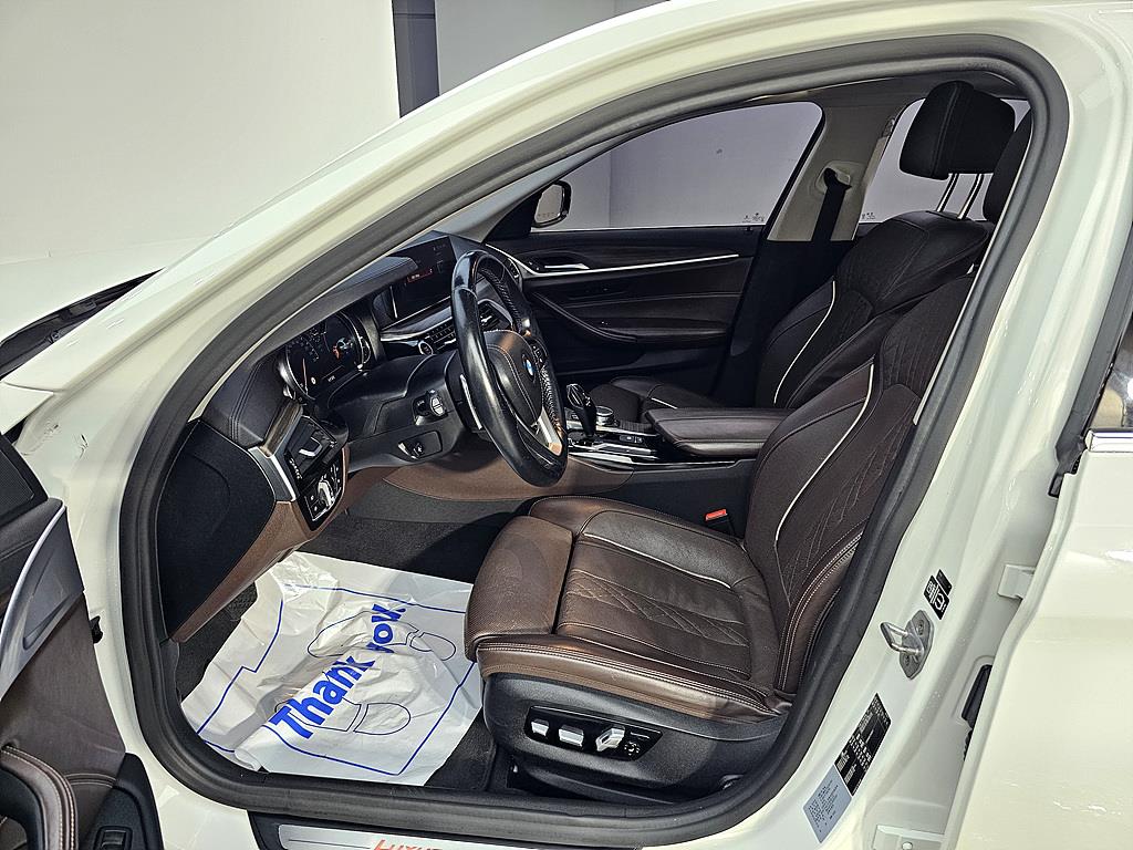 BMW 5 Series - Vista 8