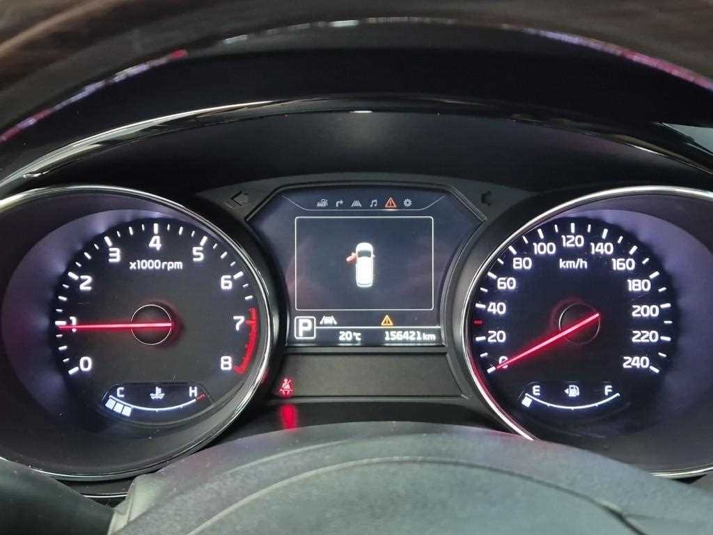 KIA Carnival - Vista 6