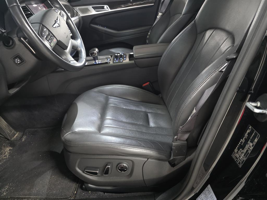 Genesis G80 - Vista 8